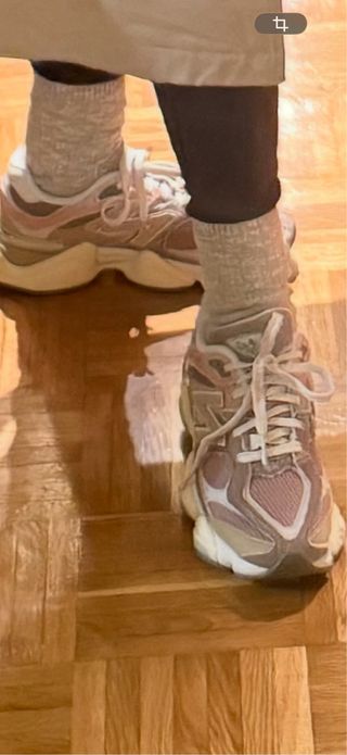 New Balance 9060 Beige/Rosa