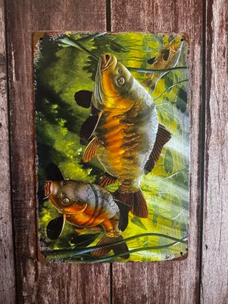CARTEL DE PESCA CARPAS BAJO EL AGUA