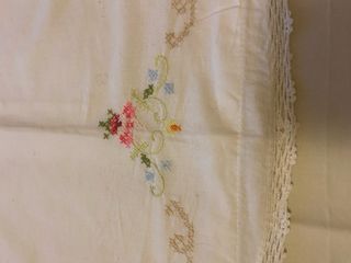 Federe ricamate a mano in cotone