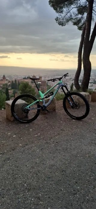 Bicicleta de montaña Canyon