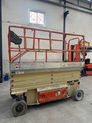 Elevador Tijera JLG 3246 Eléctrico