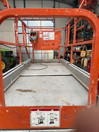 Elevador Tijera JLG 3246 Eléctrico