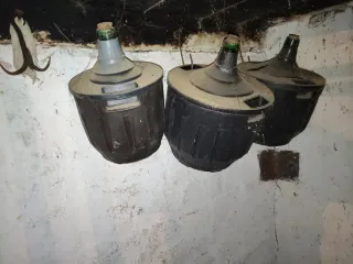 Garrafas antiguas de vino