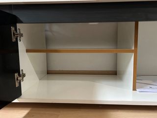 Mueble TV comedor blanco y negro