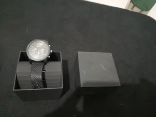 Reloj Armani Negro y Gris