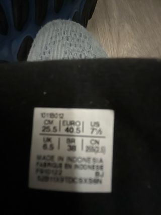 Zapatillas Asics Gel-Cumulus seminuevas