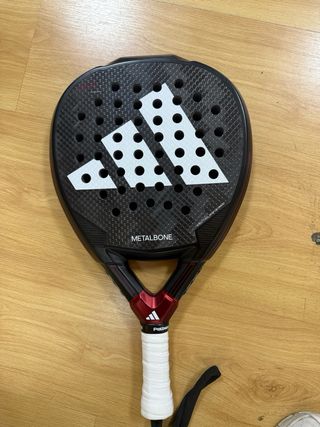 Pala pádel Adidas Metalbone