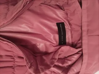 Purificación García,Anorak ocre mujer.