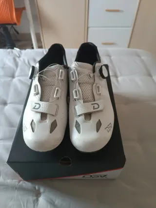 Zapatillas Ciclismo Carretera Blancas N-41, DPV