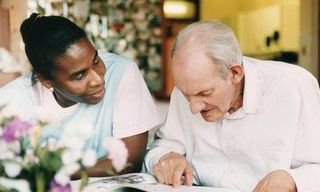 Cuidador y asistente personal a domicilio - Lucas