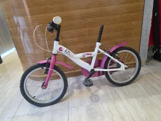Bicicleta infantil Scalextric roja