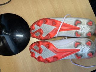 Botas de fútbol nuevas Talla 42