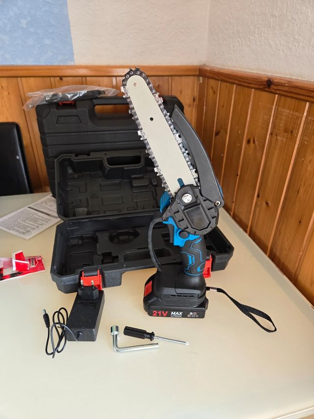 Motosega Senza Fili 6 Nuova con Valigetta