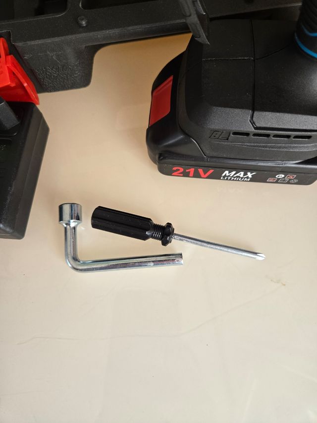 Motosega Senza Fili 6 Nuova con Valigetta