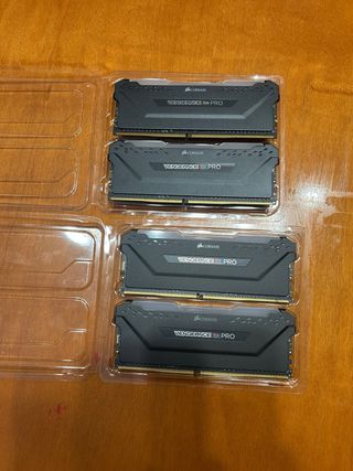 Corsair Vengeance RGB Pro DDR4 32GB (4x8GB) 3200MH