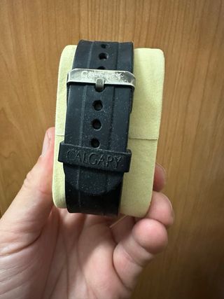 Reloj Calgary Amarillo y Negro