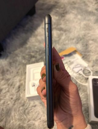 iPhone 11 Negro Espacial