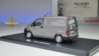 Nissan NV200 coche escala 1/43 Eligor