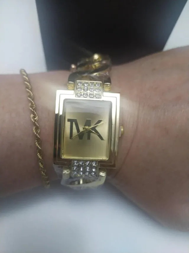 OROLOGIO DONNA COLORE ORO ACCIAIO INOSSIDABILE TVK