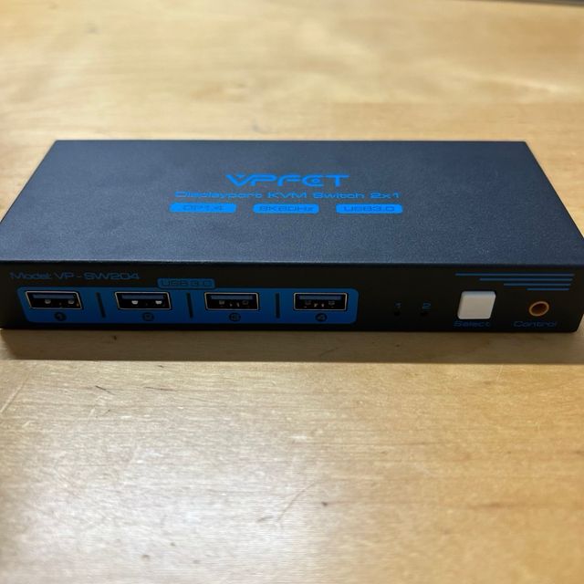 KVM Switch 8K 60GHZ  Displayport 2 Computadoras