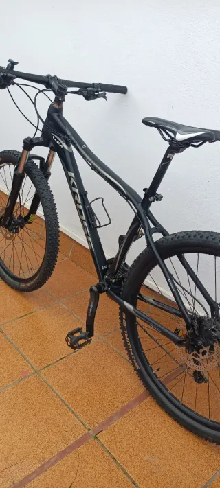 Bicicleta MTB Kross Lea 6.0