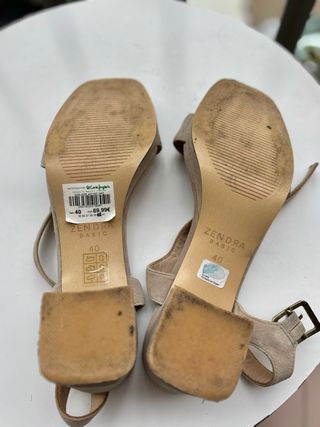 Sandalias Zendra tacón beige talla 40