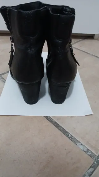 Botines Clarks T39 Negros