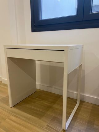 Scrivania Ikea MICKE Bianca