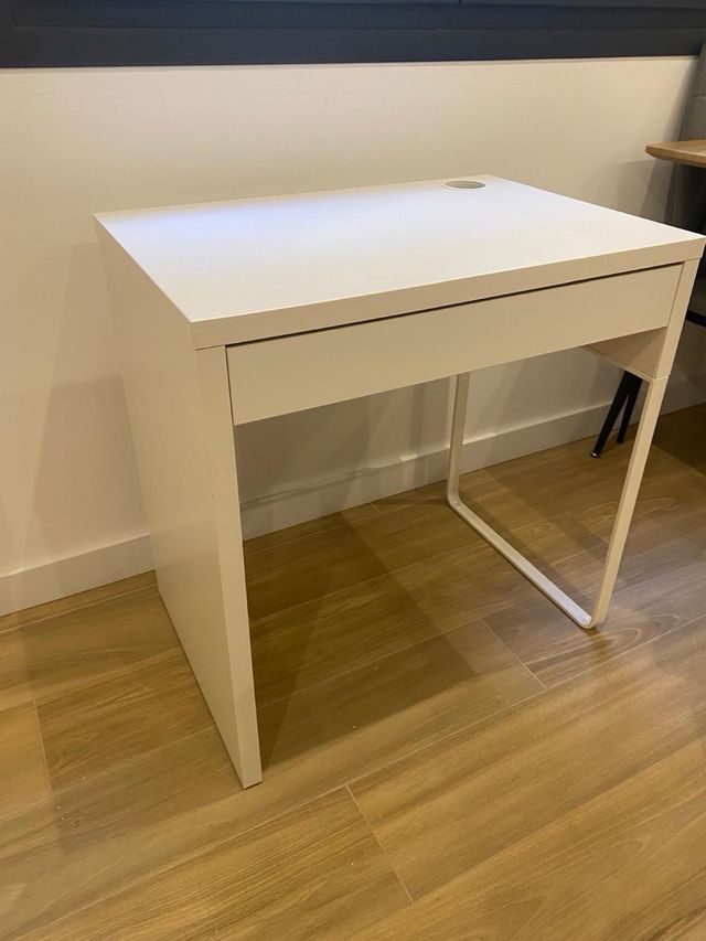 Scrivania Ikea MICKE Bianca