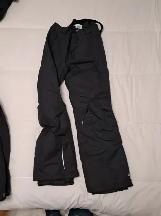 Pantalón de esquí infantil negro. Crivit.