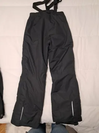 Pantalón de esquí infantil negro. Crivit.