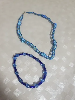 Conjunto collar y pulsera de cuentas