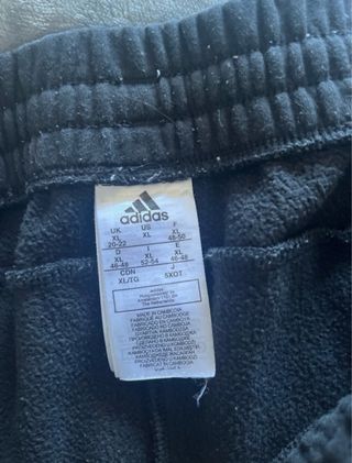 Pantalón chándal Adidas negro Talla XL VERDADERO