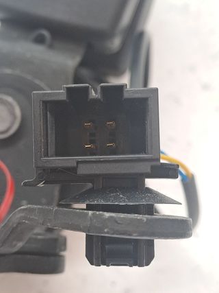 ENGANCHE CINTURON AUDI A3 SEDÁN (8VM)