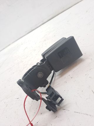 ENGANCHE CINTURON AUDI A3 SEDÁN (8VM)