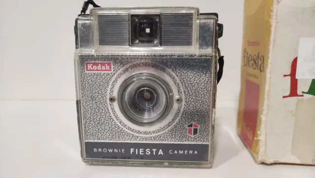 Cámara Kodak Brownie Fiesta
