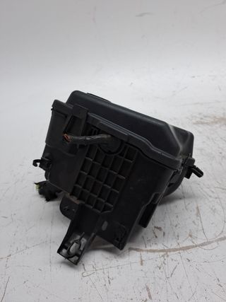 CAJA RELES / FUSIBLES PEUGEOT 2008 (P1) (5)