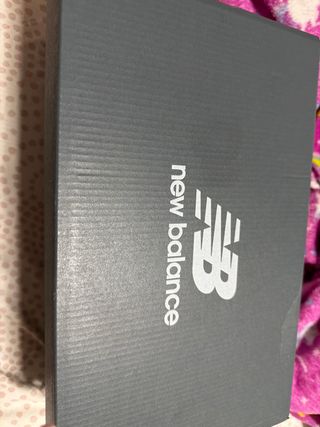 Zapatos New Balance Grises