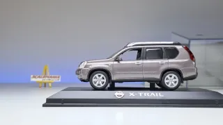 Nissan X-Trail maqueta escala 1/43 Norev
