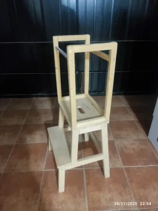 Torre di apprendimento Montessori per bambini fai-da-te