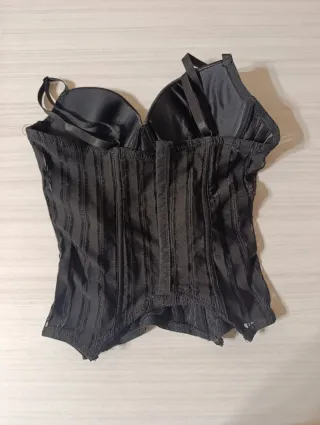 Gupier Corsetto Nero con Strass