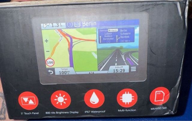 Schermo CarPlay/Android Auto Moto 5 IP67