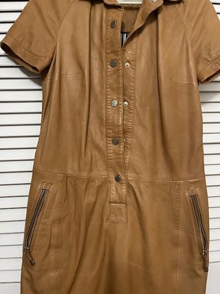 Vestido de piel corto