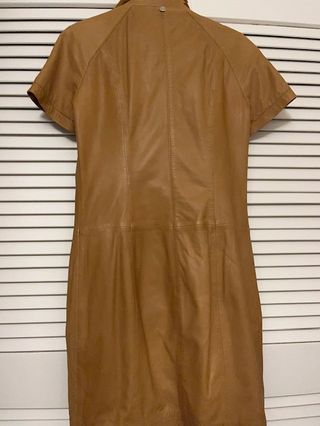 Vestido de piel corto