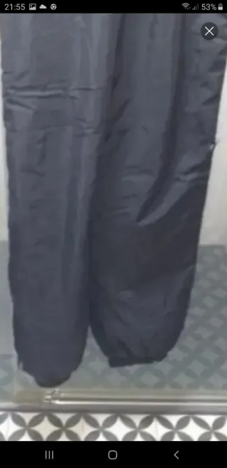 Pantalón de nieve negro + polar.talla L - XL.