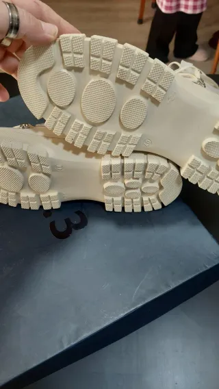 Vendo bellissimi stivali J23 TG 40