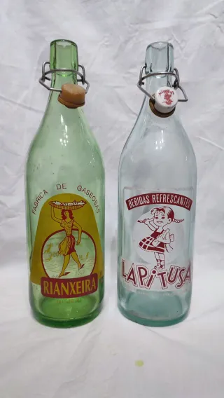 Bottiglie di Gassosa RIANXEIRA e PITUSA
