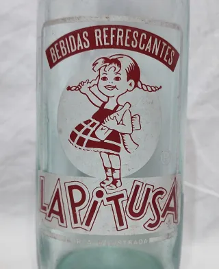 Bottiglie di Gassosa RIANXEIRA e PITUSA