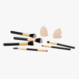 Set Brochas y Esponjas Berilo Negro/Dorado