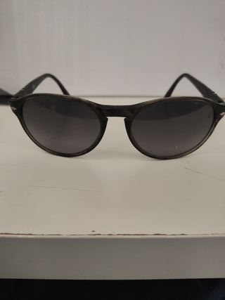 Occhiali da sole Persol Tortora